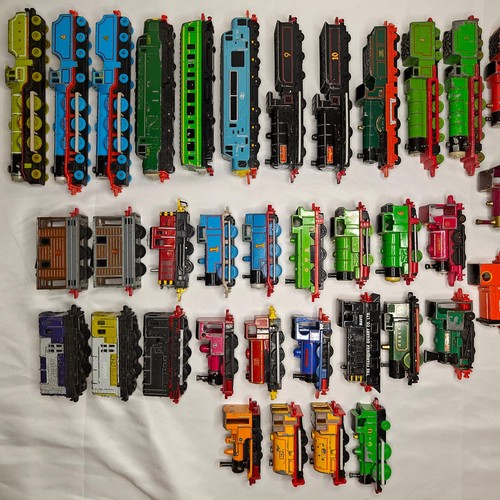 YOU CHOOSE - Grade d - ERTL Thomas & Friends Metal Diecast Railway Train Engine - Picture 5 of 51
