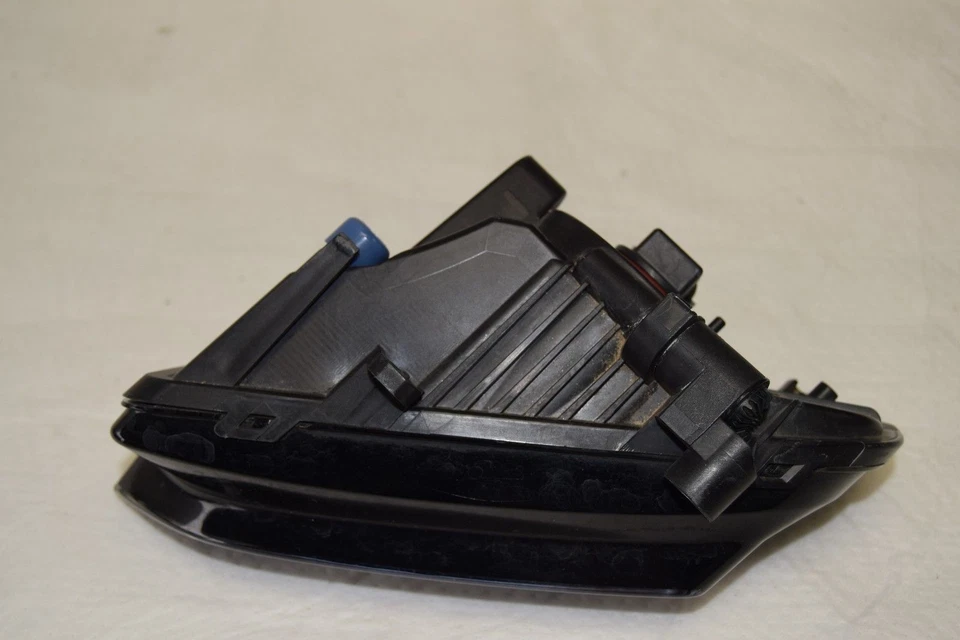 Faro antiniebla lado izquierdo audi a4 quattro 2013-2015 fabricante original de fábrica Foto 2 de 4
