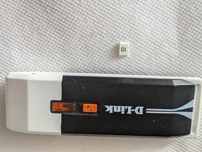 USB 2.0 WLAN Adapter D-Link DWA-140 Revision B2, bis 300 Mbps,