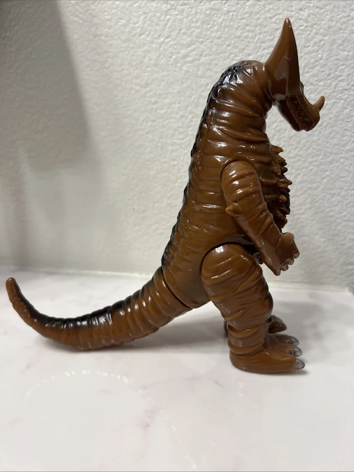 Фигурка Ultra Monster Ultraman Kaiju GOMORA 1983 (коричневая) Sofvi H160 мм BANDAI ЯПОНИЯ - Изображение 4 из 4