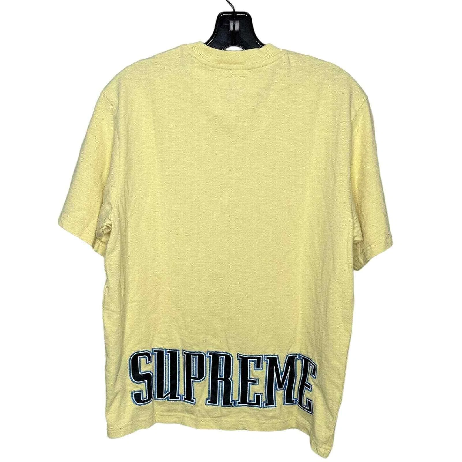 SUPREME Contraste Appliqué S/S Top Tee Shirt Jaune Pâle FW22 Taille S Neuf