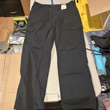 NWT Wrangler 550 Men's Relaxed Fit Straight BLACK Utility Cargo Pants 30 x 30