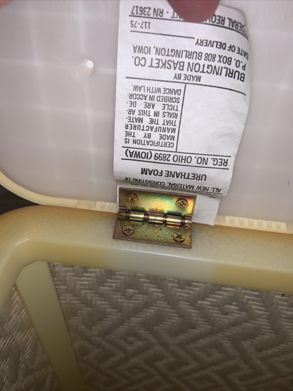 VINTAGE Wicker Hamper by Burlington Basket Company, MCM Hamper, 22.5x20