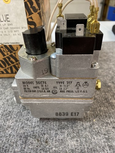 White Rodgers 36c76 Gas Valve Type 217 24v 1/2x1/2 New Open Box - Afbeelding 2 van 5