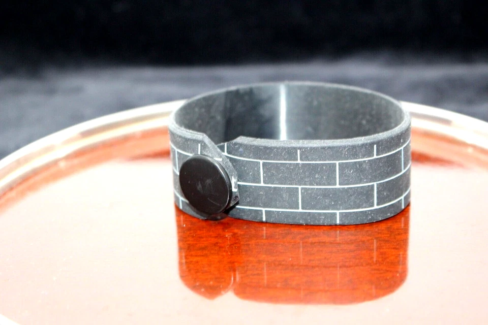 Pulseras anchas de silicona Ohio State Buckeyes, Pink Floyd y 2 Cleveland Browns Foto 3 de 4