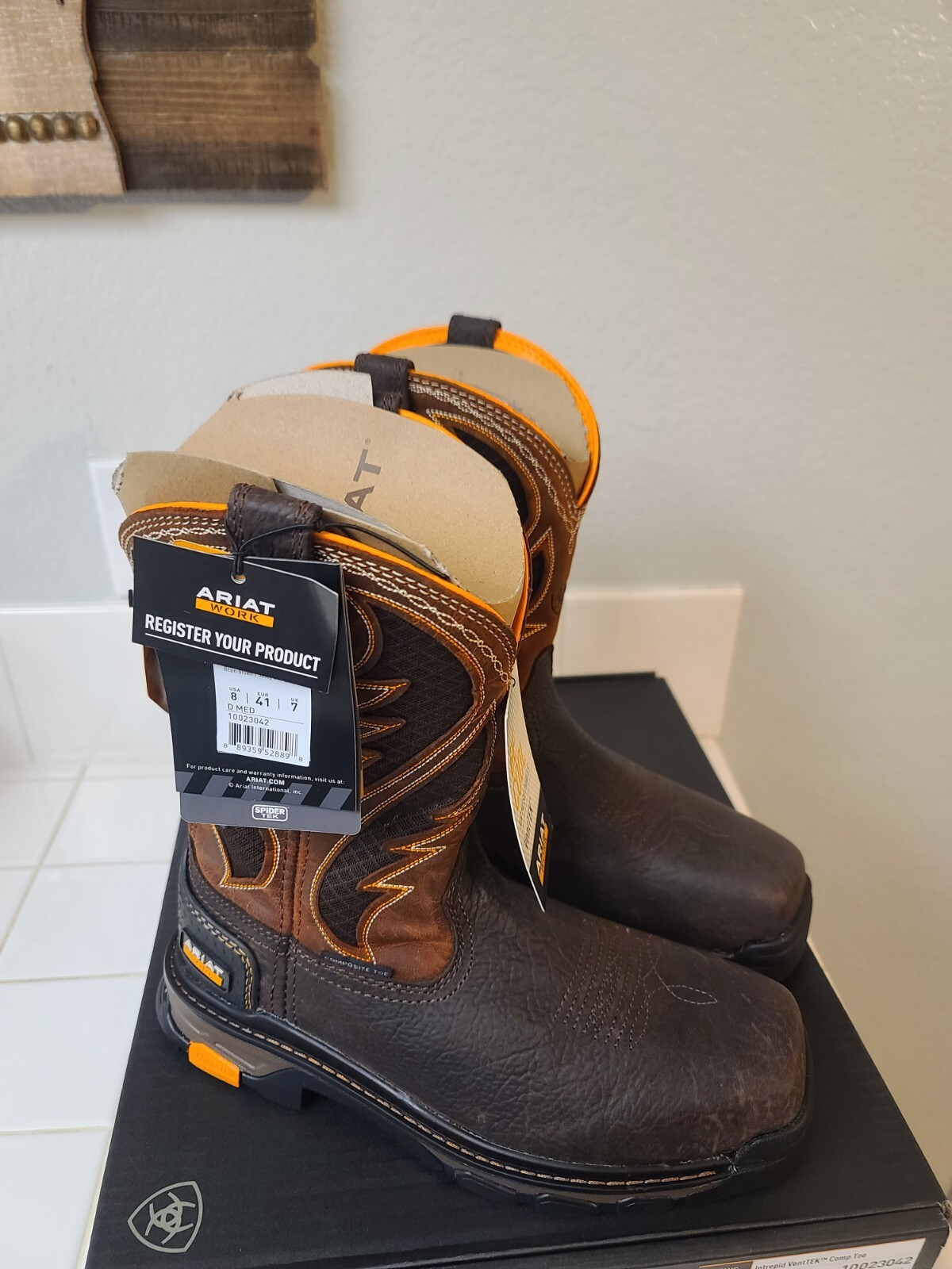 ARIAT MEN'S ORANGE INTREPID VENTTEK WORK BOOTS - COMPOSITE TOE&nbsp;SIZE 8D