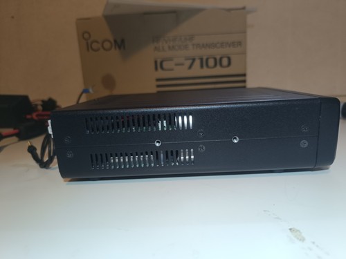 ICOM IC-7100 IF-Out OVP, like new - Zdjęcie 7 z 24