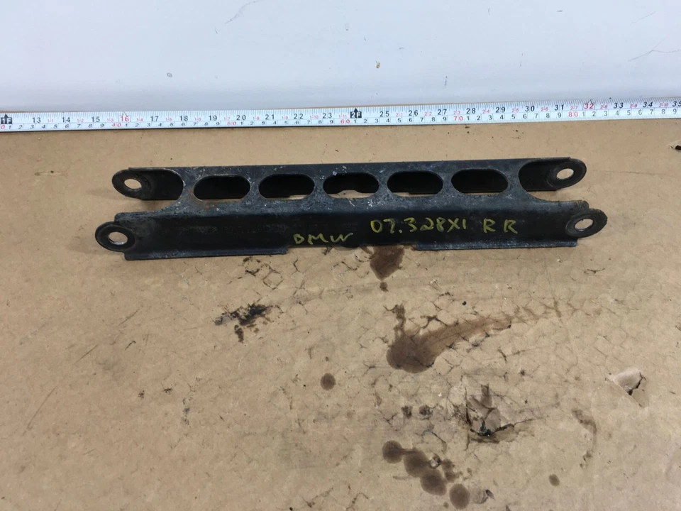 Brazo de control trasero derecho BMW 328XI RHD 2007-2009 676347703 OEM. Foto 3 de 4