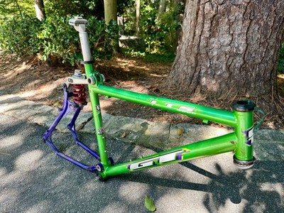 GT LTS 4000 ALL TERRAIN 4130 CR-MO FRAME GREEN PURPLE ROCKSHOX 