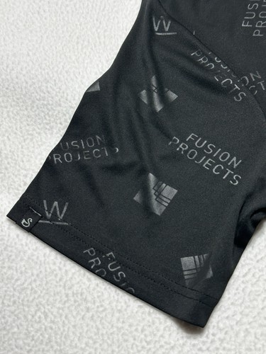 Swannies Shirt Mens Medium Embossed Golf Polo Fusion Project Performance NEW NWT - Picture 4 of 10
