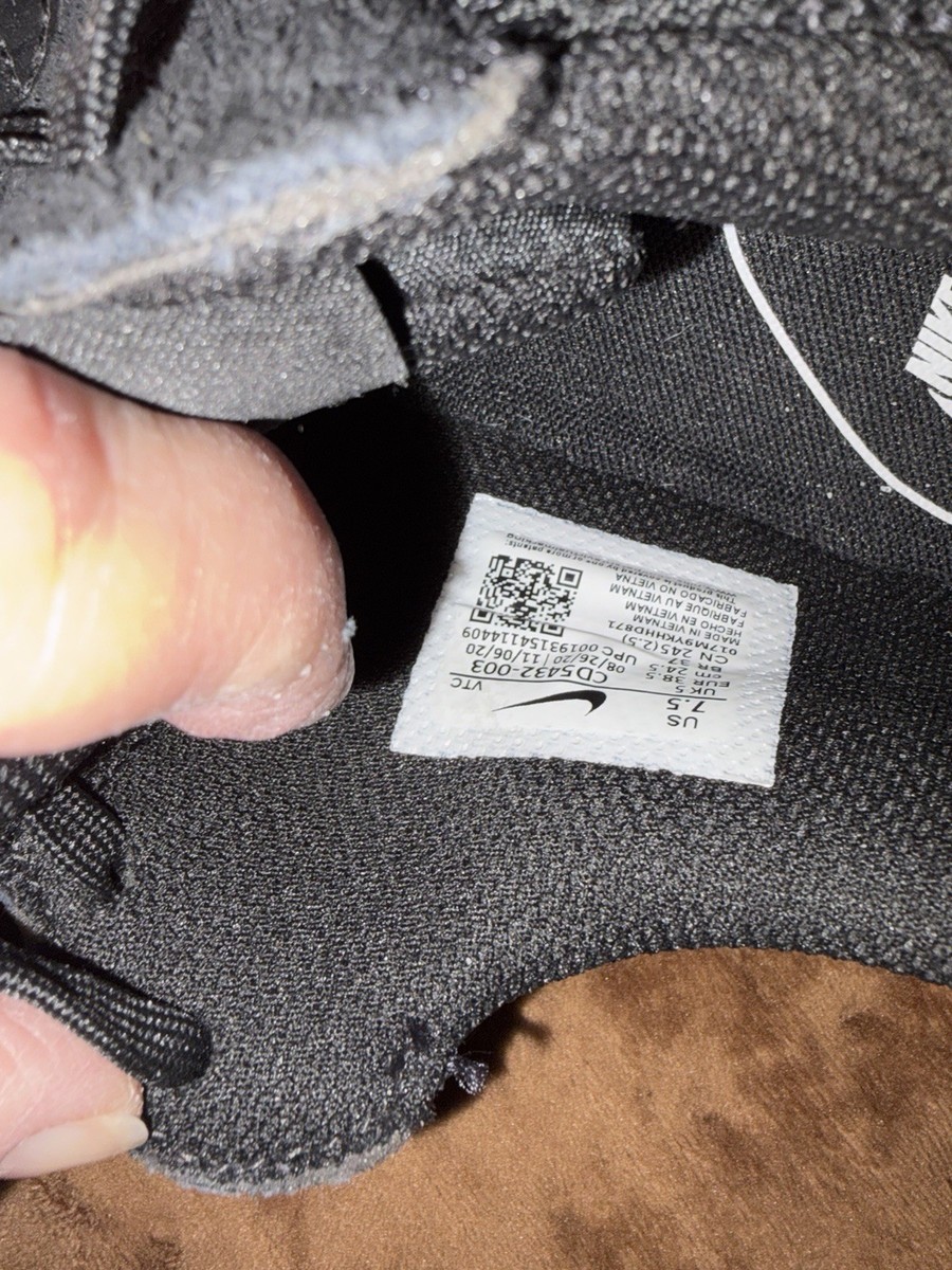 Nike Air Max  Shoes 7.5 CD5432-003 Black Casual Shoes Sneakers Woman’s ￼ — product photo 10 of 10