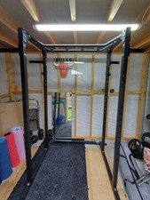 Mirafit M100 Power Rack – Very good condition (Lightly used).