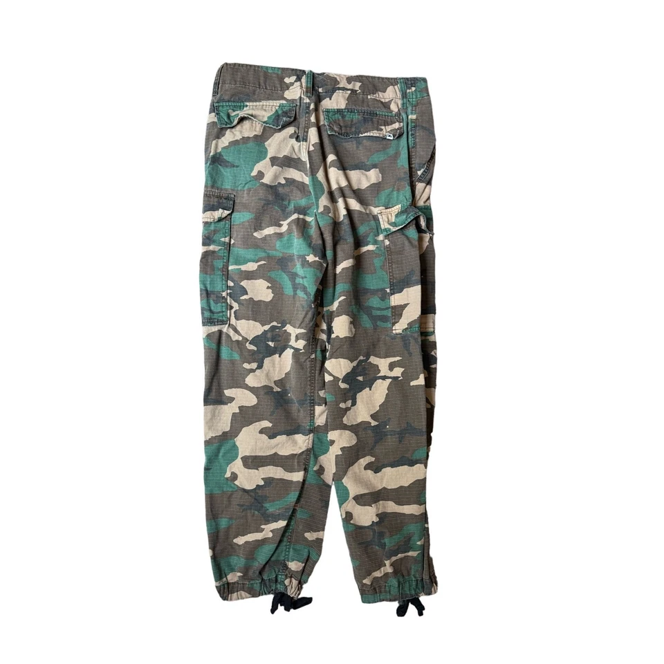 Pantalones de camuflaje DC Shoe Cargo. Ajuste holgado. 31/32 Foto 2 de 4