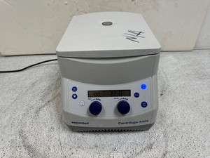 Eppendorf 5424 Benchtop Centrifuge w/FA-45-24-11 Rotor, 14680 RPM, 230V