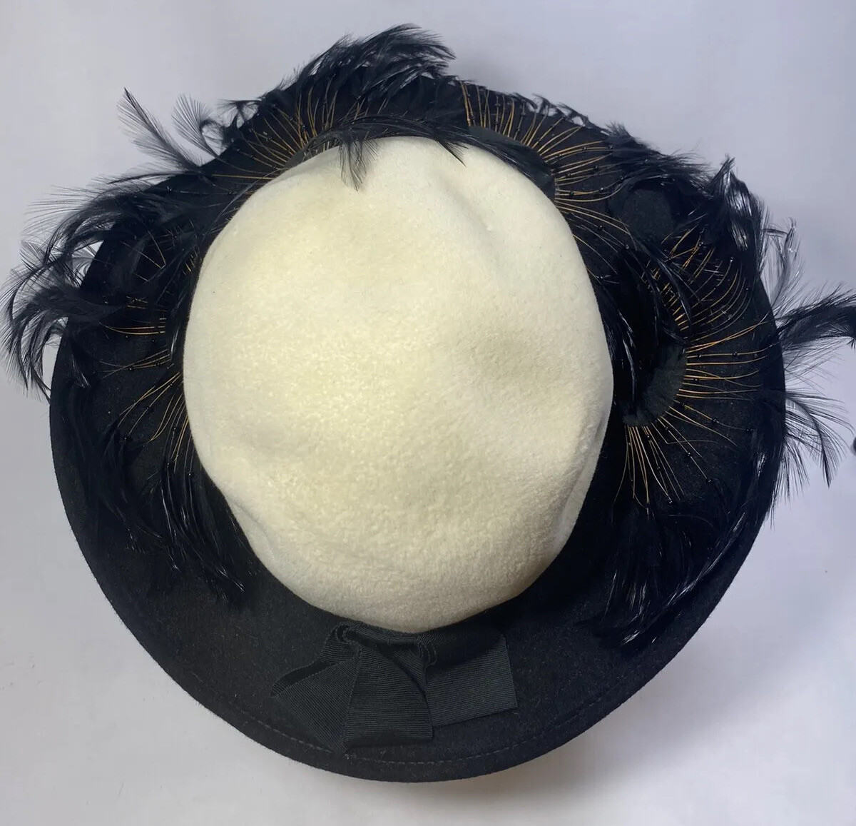 VINTAGE BELLINI ORIGINALS WITH FEATHERS HAT KENTUCKY DERBY 
