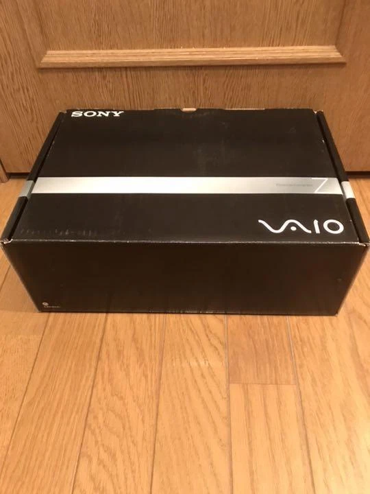 VAIO Type Z VGN Z91JS No HDD RAM 8GB Intel Core 2 Duo P9600 2.66GHz AC adapter - Image 2 of 4