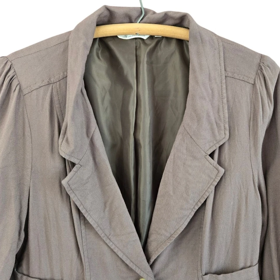 Chaqueta Blazer Ambition Mujer Grande Marrón Con Volantes Mangas con Pestaña Enrollable Foto 4 de 4