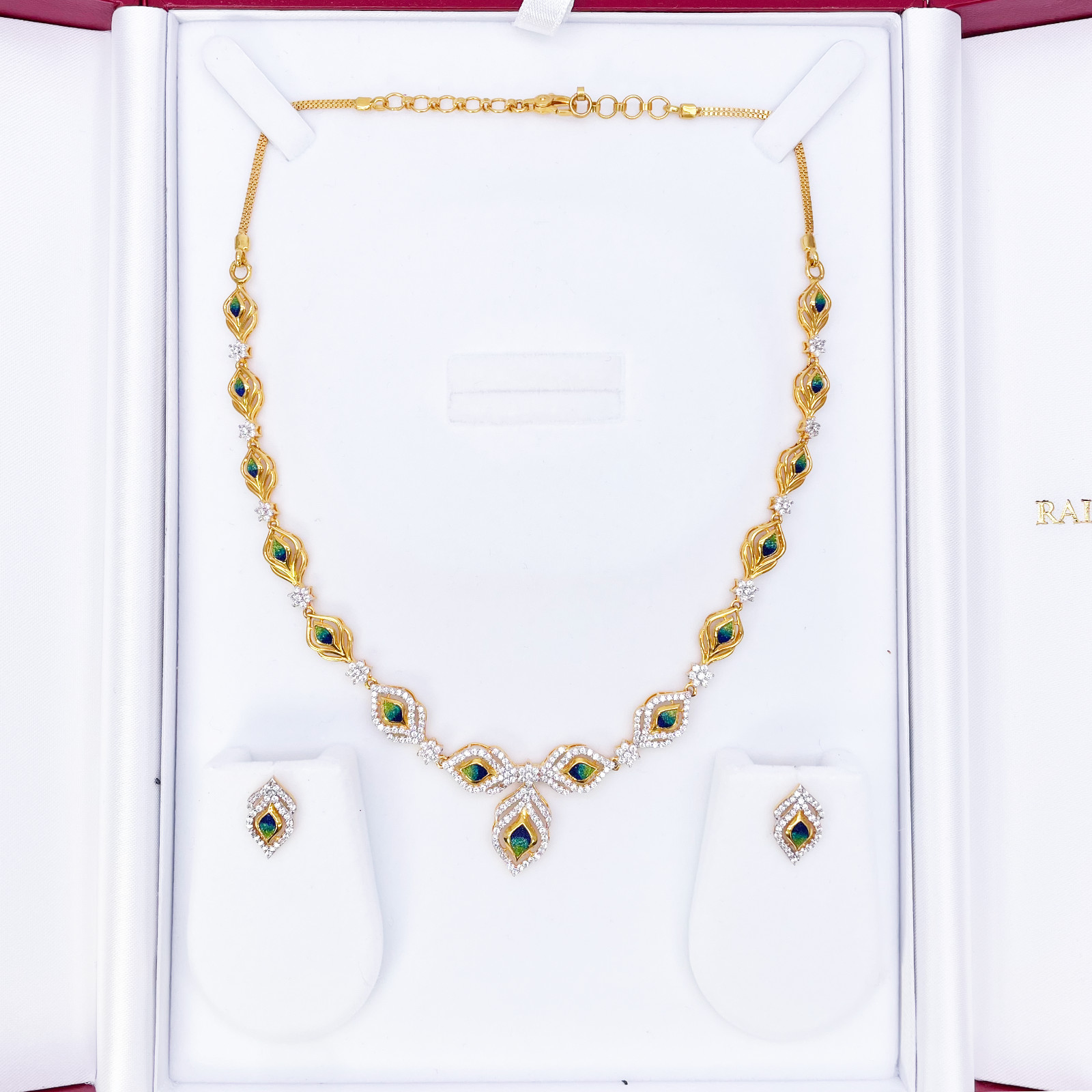22ct Yellow Gold Peacock Feather Design Necklace & Stud Earrings Set 16 Inches image 7
