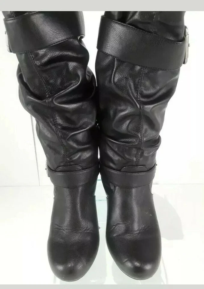 Botas Xhilaration Target negras debajo de la rodilla, hasta la pantorrilla con hebillas talla 7,5 Foto 4 de 4