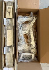 HUMANSCALE VIEWPOINT V6 47'' WALL STATION W/ ARM ASSEMBLY NEW V647-07072100