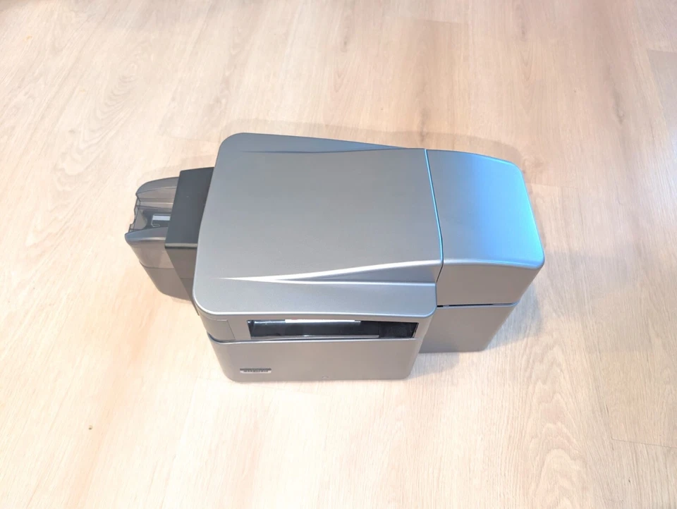 HID Fargo DTC1250e Dual Sided Full Color ID Card Printer USB No Dropped Door - Image 2 of 4