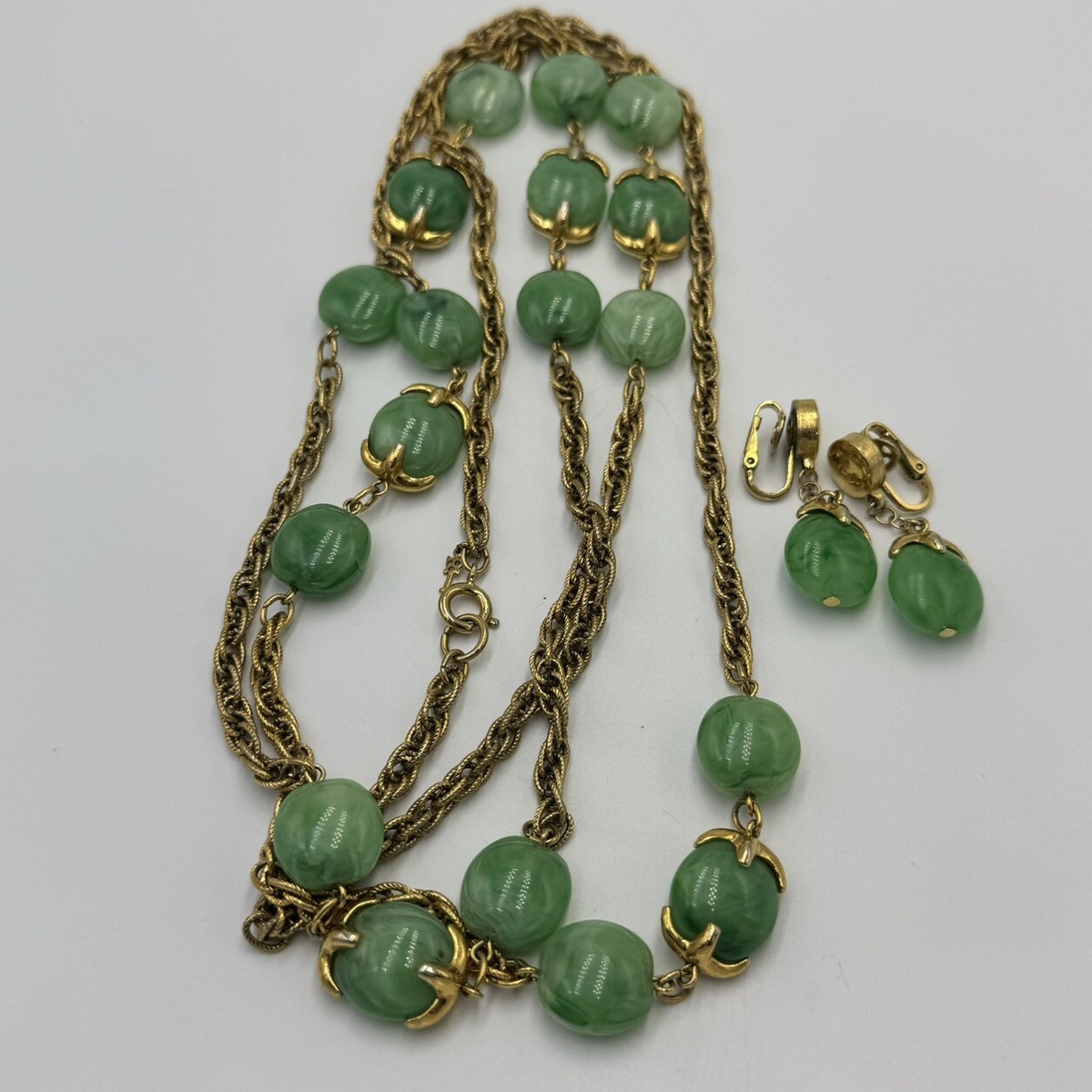 Crown Trifari Marbled Green Lucite Faux Jade Yellow Gold Tone Necklace  Earrings