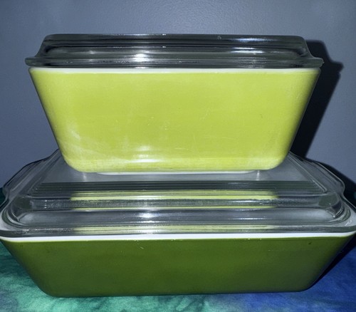 VTG Pyrex Set of 2 Avocado Refrigerator Dishes 503 W/Lid 1.5Qt,502 W/Lid 1.5 Pt