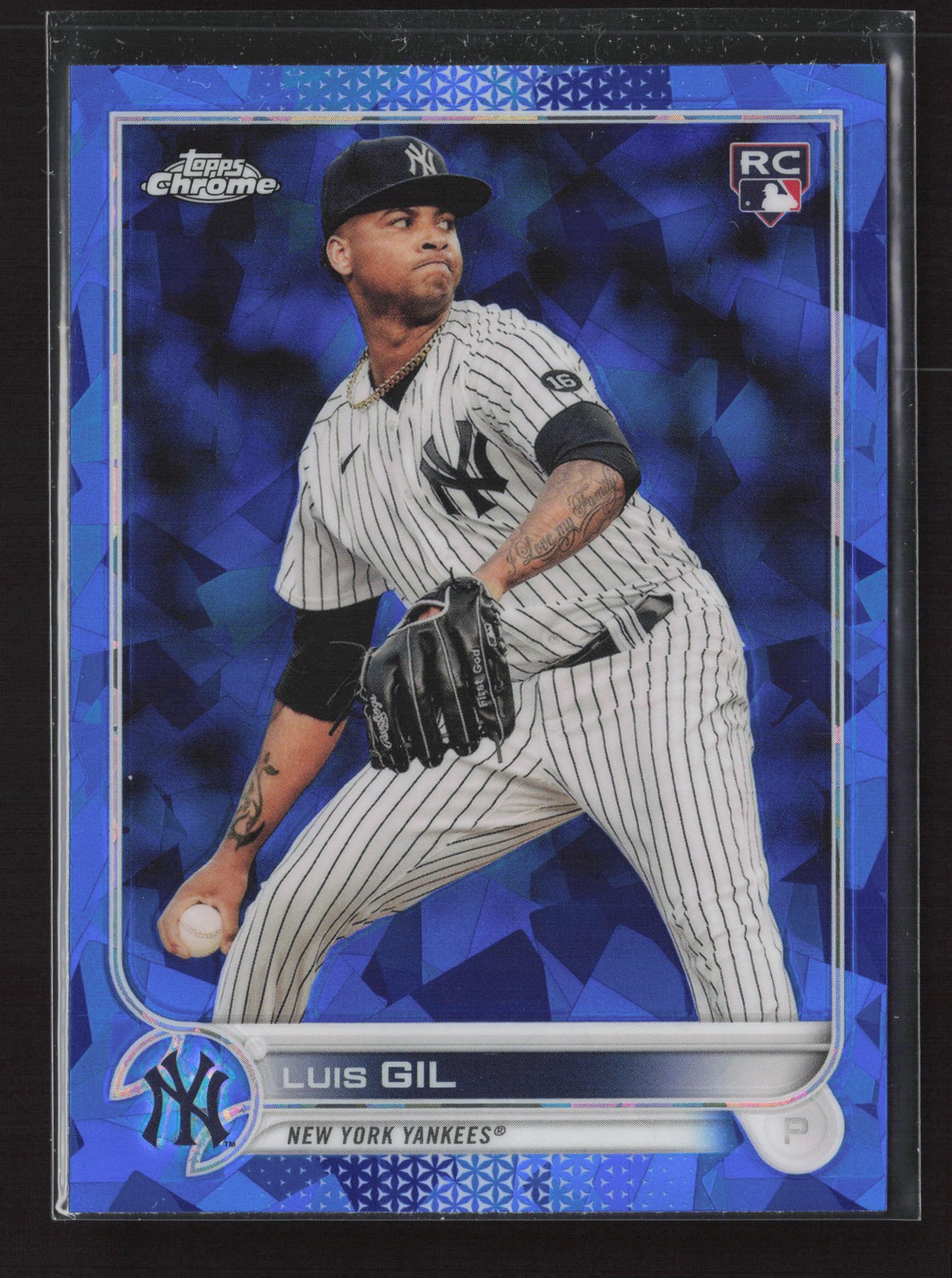 Luis Gil 2022 Topps Chrome Sapphire Edition #131 RC TYJ