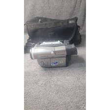 Samsung SCL700 Hi8 8mm Camcorder 880x Digital Zoom Silver with Casefor parts