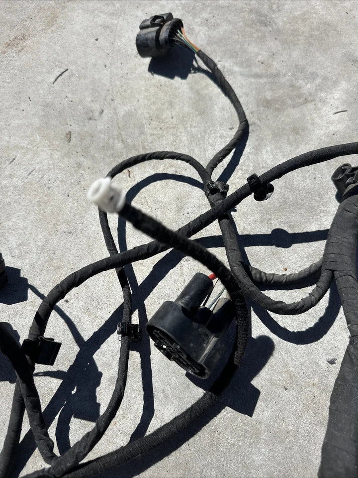 Audi R8 2018 radiador eléctrico ventilador arnés de cableado parabrisas limpiaparabrisas fabricante de equipos originales Foto 3 de 4