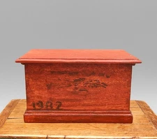 Vintage Don Perkins Early American Chest No 1 Artisan Dollhouse Miniature 1:12