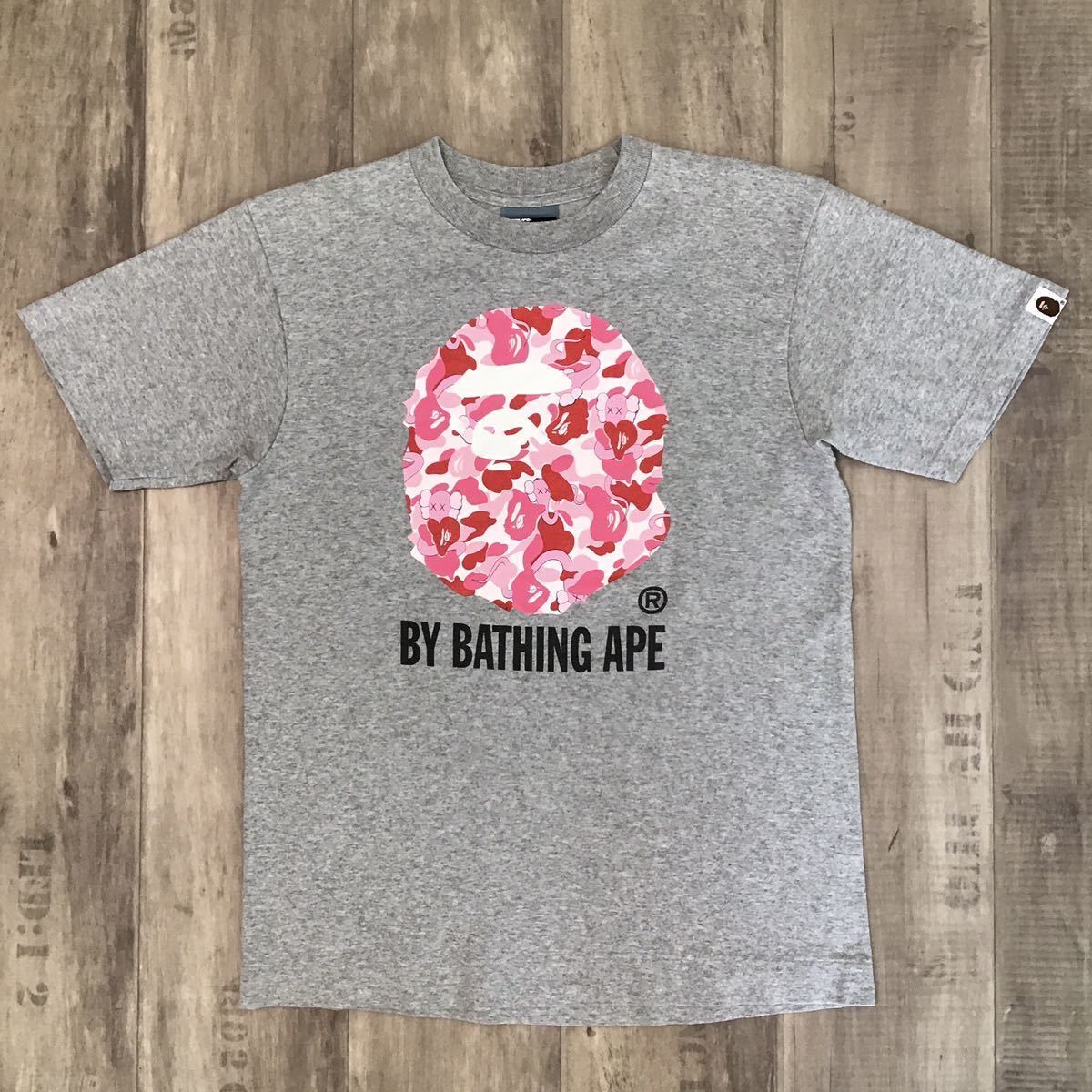 BAPE × kaws ape head T-shirt ABC camo pink bendy Gray A BAPE × kaws ape head T-shirt ABC camo pink bendy Gray A