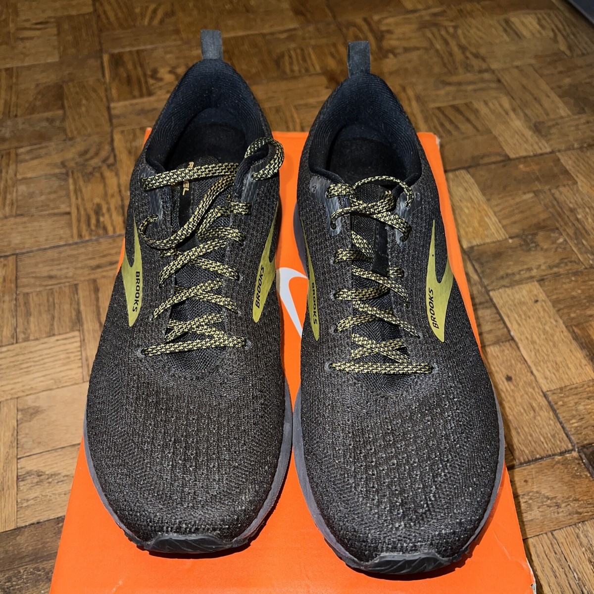 Brooks Revel 4 Running Shoes Black Gold Athletic Sneakers Men’s 9 Women’s 11 Women main image 2