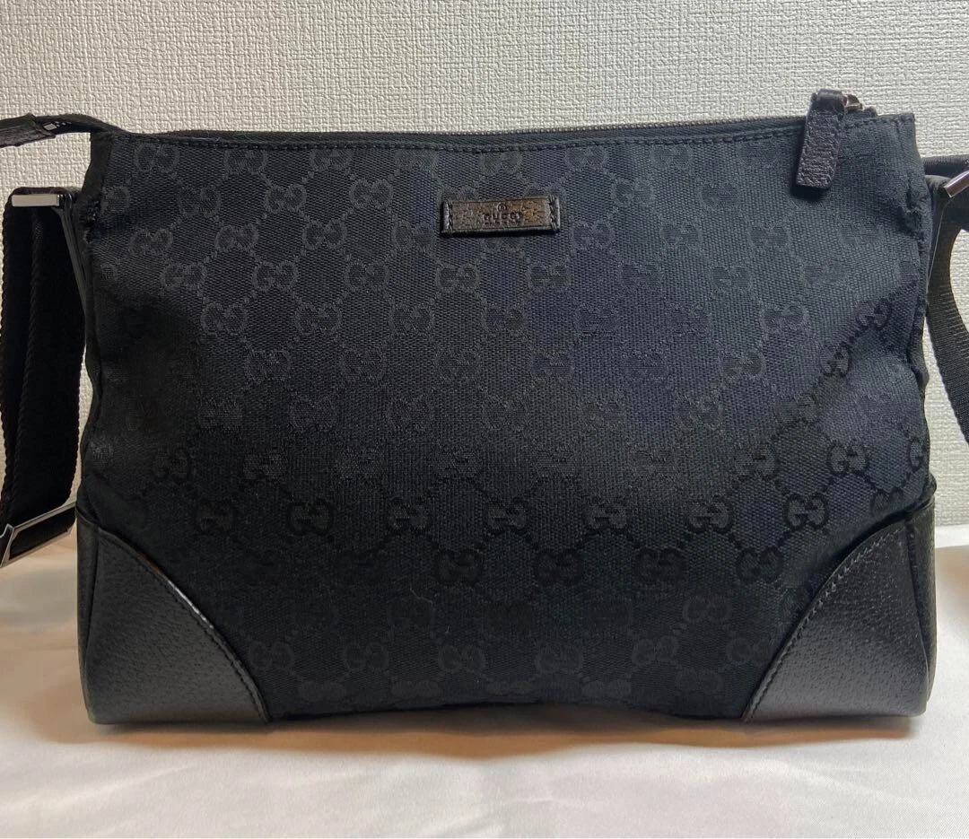 Gucci Black GG Canvas and Leather Crossbody Bag Gucci