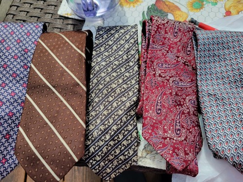 Lot De Cravates Vintage Multicolores Pour Homme - Occasion, Style Rétro