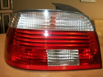 BMW 5' E39 Heckleuchte links, Blinker weiss 6902527