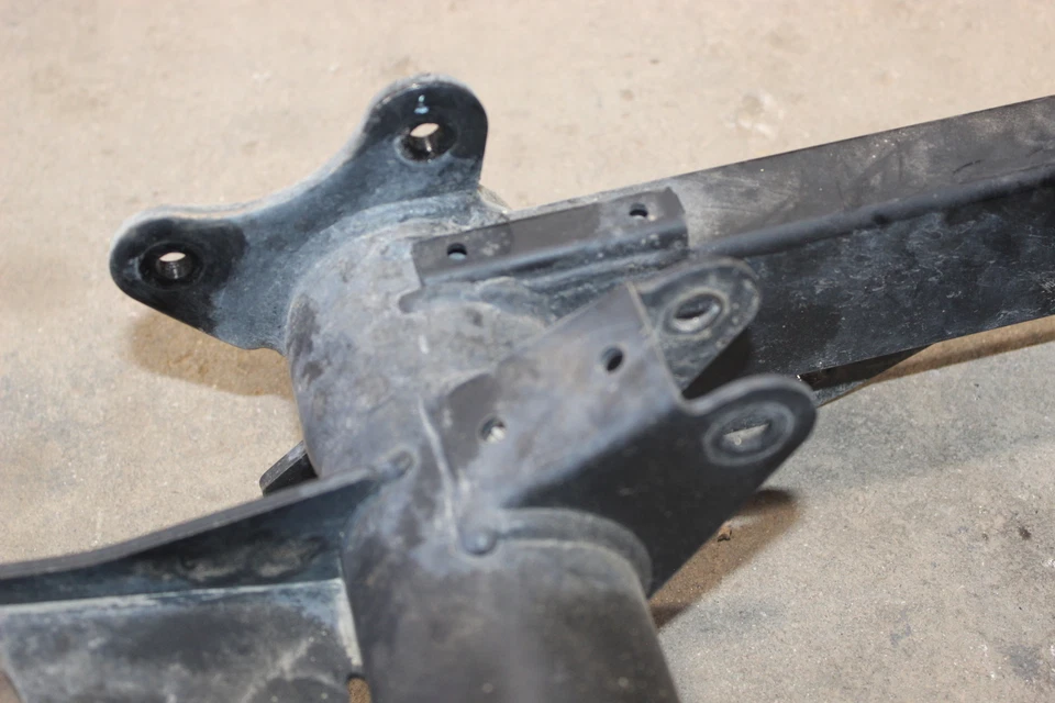 Brazo basculante trasero suspensión trasera Yamaha Grizzly 300 Yfm300g Foto 4 de 4