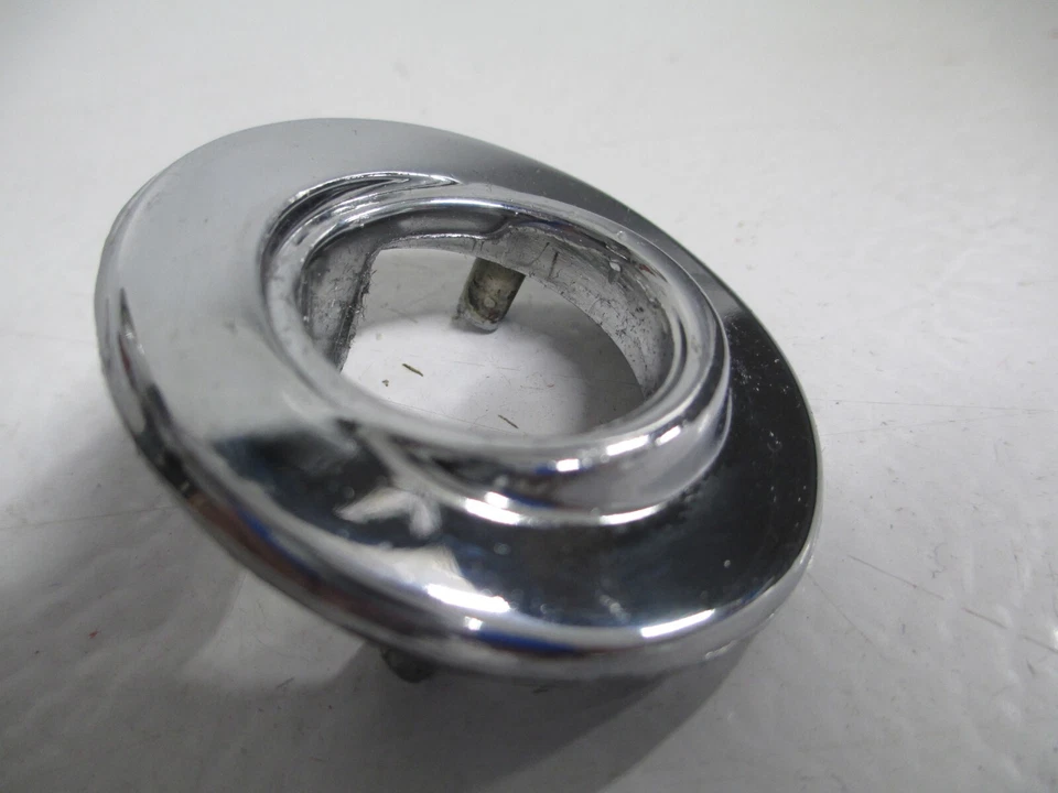 #2926211 NOS MOPAR 1969-71 PLYMOUTH FURY I、II、III、Sport ANTENNA BEZEL — 第 4/4 张图片