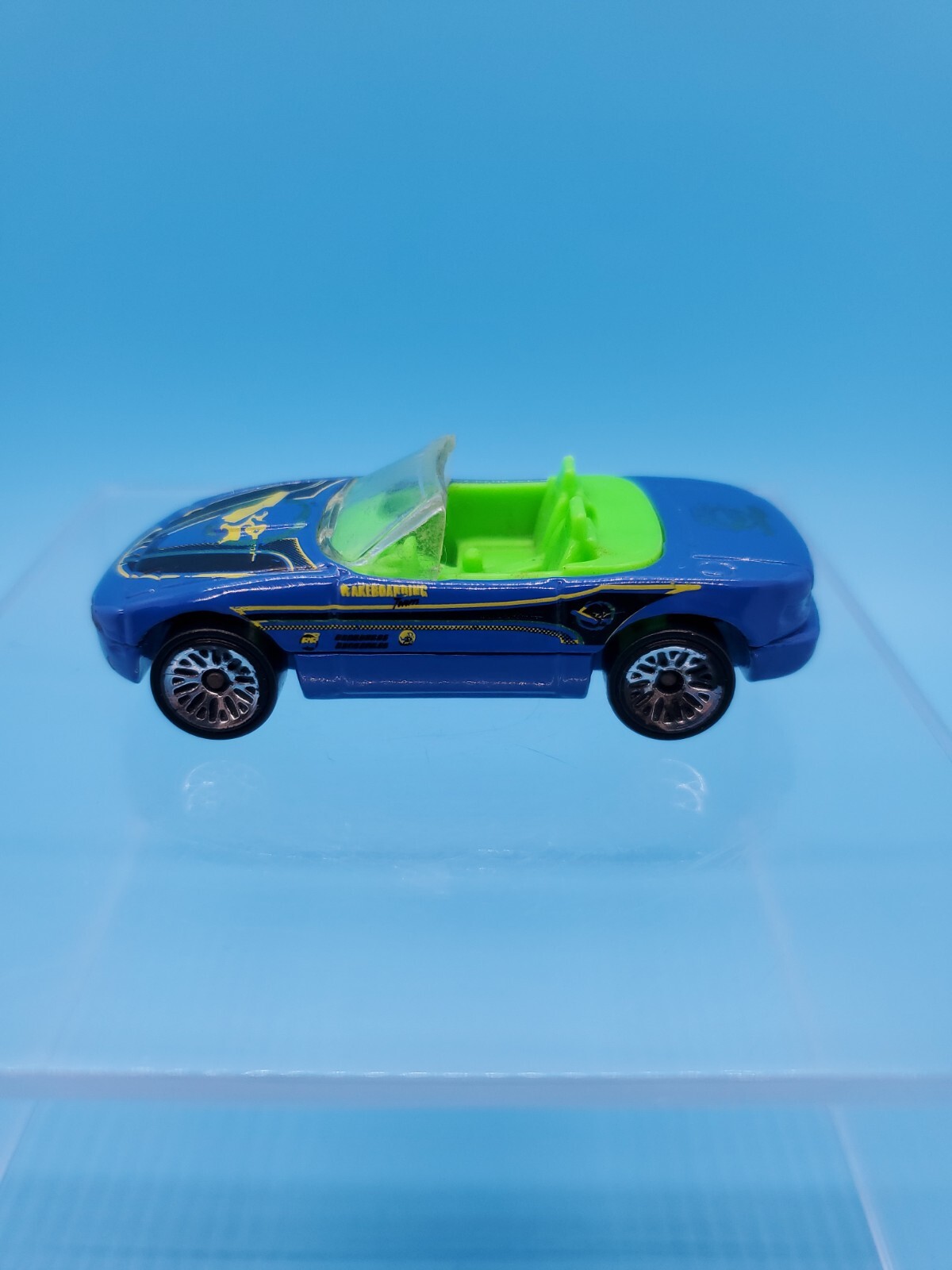 Picture 1 of 10