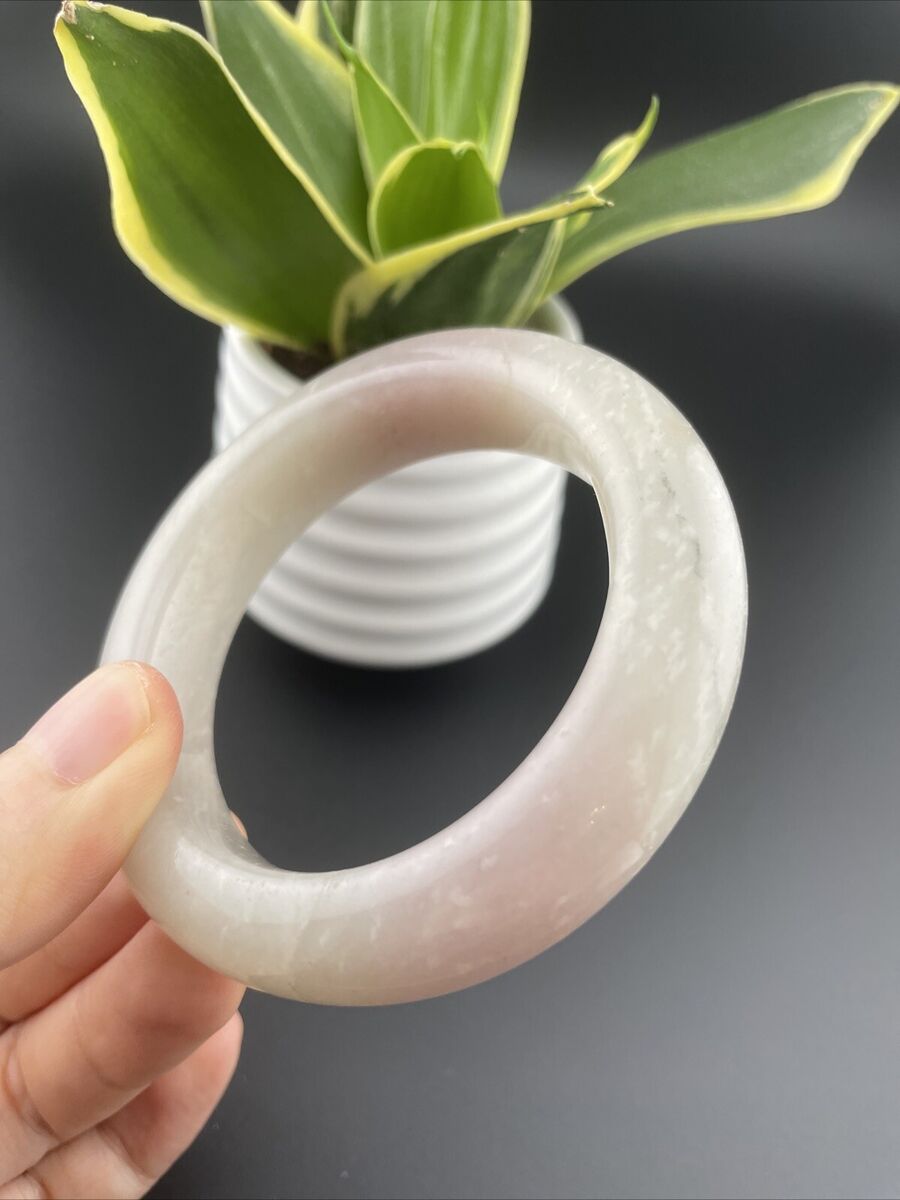 純天然玉鐲 Grade A 100% Untreated Aventurine Bangle 54 Mm 純天然玉鐲 Grade A 100% Untreated Aventurine Bangle 54 Mm