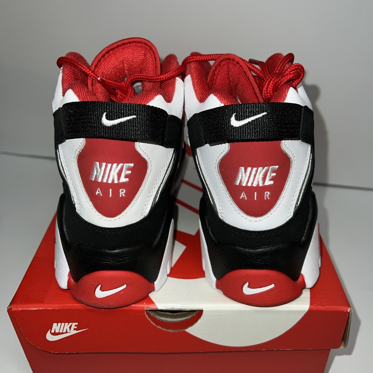 nike air barrage mid white black red