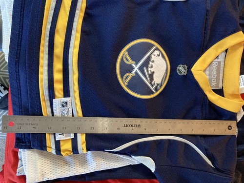 Buffalo Sabres NHL Youth Jersey 2-4 T Vintage Reebok Blue and Yellow Jersey - Picture 12 of 12