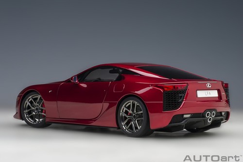 IN STOCK AUTOart LEXUS LFA 1/18 MODEL CAR PEARL RED 78853 - Picture 3 of 12