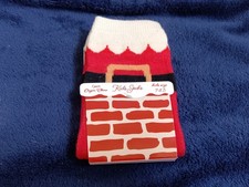 NWT 2 Pair Kids Socks, MadeChristmas Themes, Kids Size 7-8.5, Santa, Tree