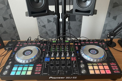 Pioneer DDJ-SZ Professional DJ Controller Serato DJ 4-Channel USB Mixer Tested