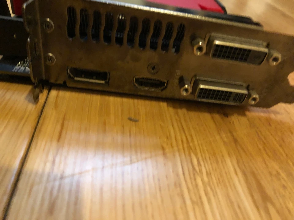 MSI AMD Radeon R9 380 (4096 MB) (V314) Graphics Card - Read Description - Image 3 of 3