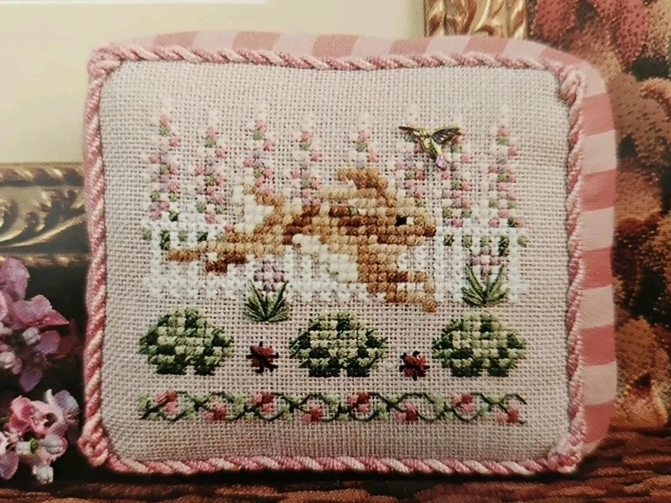 Just Nan HUMMINGBEAD HEAVEN Counted Cross Stitch Pattern JN055 & Embellishments - Image 3 of 4