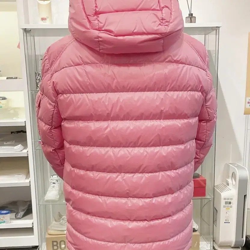 Moncler Dalles Short Down Puffer Jacket - Pink, New