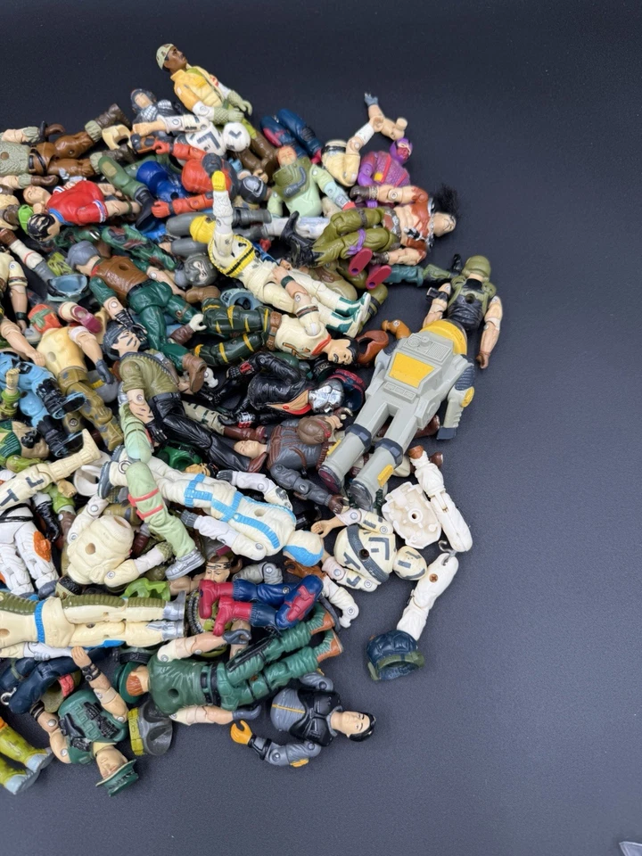 Vintage 1980s & 90s GI Joe Cobra Huge Broken Figure Parts Lot Original - Image 4 of 4