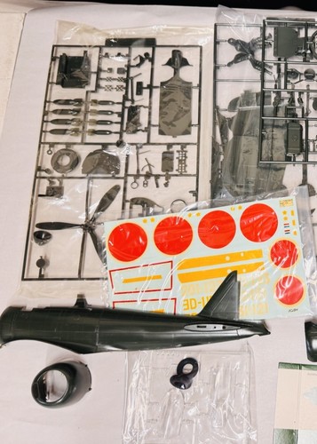 Bandai Mitsubishi A6M5 Zero Type 52 "Zeke" 1:24 Model Kit 1986 - Picture 3 of 10